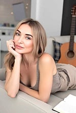 Ukrainian mail order bride Alla from Madrid with blonde hair and green eye color - image 6