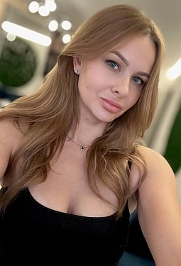 Natalia, 33 y.o. from Milan, Italy
