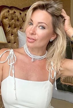 Olena, 50 y.o. from Kyiv, Ukraine