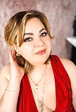 Ukrainian mail order bride Yulia from Boryspil with blonde hair and green eye color - image 2