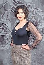 Ukrainian mail order bride Nadiia from Zhytomyr with brunette hair and brown eye color - image 2