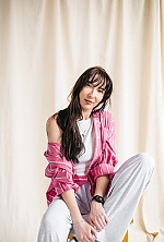 Ukrainian mail order bride Yevheniia from Kyiv with light brown hair and green eye color - image 6