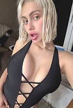 Ukrainian mail order bride Kateryna from Kharkiv with blonde hair and green eye color - image 4