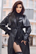 Ukrainian mail order bride Svitlana from Poltava with brunette hair and green eye color - image 5