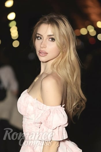 Ukrainian mail order bride Elena from Odesa with blonde hair and brown eye color - image 1