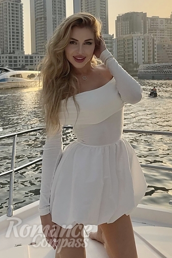 Ukrainian mail order bride Elena from Odesa with blonde hair and brown eye color - image 1