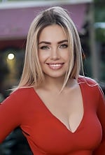 Ukrainian mail order bride Sabina from Mobile with blonde hair and green eye color - image 27