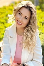 Ukrainian mail order bride Sabina from Wroclaw with blonde hair and green eye color - image 2