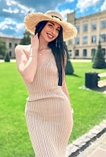 Ukrainian mail order bride Anna from Kharkiv with brunette hair and blue eye color - image 4