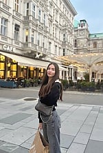 Ukrainian mail order bride Maryna from Ternopil with brunette hair and brown eye color - image 3
