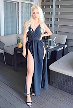 Ukrainian mail order bride Oksana from Talne with blonde hair and green eye color - image 5