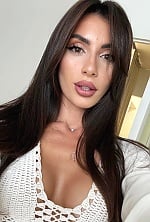 Ukrainian mail order bride Arevik from Kyiv with black hair and brown eye color - image 7