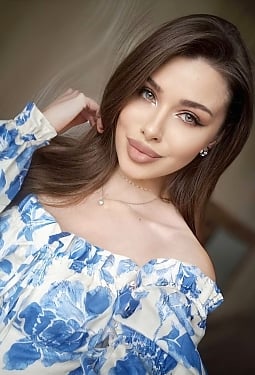 Alina, 27 y.o. from Rivne, Ukraine