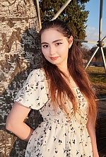 Ukrainian mail order bride Daria from Kyiv with light brown hair and brown eye color - image 13