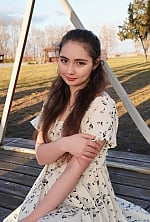 Ukrainian mail order bride Daria from Kyiv with light brown hair and brown eye color - image 8