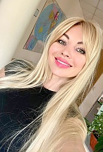 Ukrainian mail order bride Tatiana from Ivano-Frankivsk with blonde hair and green eye color - image 6
