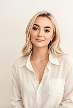 Ukrainian mail order bride Zorina from Kyiv with blonde hair and green eye color - image 6