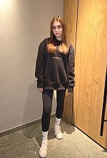 Ukrainian mail order bride Anhelina from Chernivtsi with light brown hair and brown eye color - image 5