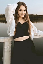 Ukrainian mail order bride Olena from Zhytomyr with light brown hair and green eye color - image 3