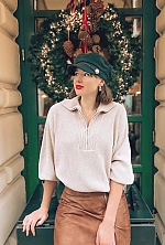 Ukrainian mail order bride Olena from M&uuml;nchen with black hair and green eye color - image 11