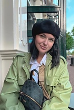 Ukrainian mail order bride Olena from M&uuml;nchen with black hair and green eye color - image 31