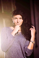 Ukrainian mail order bride Olena from München with black hair and green eye color - image 5