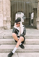 Ukrainian mail order bride Olena from M&uuml;nchen with black hair and green eye color - image 23