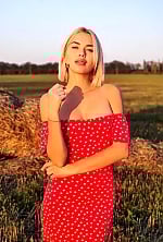 Ukrainian mail order bride Maryna from Kyiv with blonde hair and blue eye color - image 7