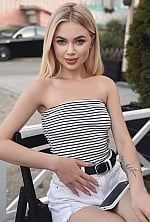 Ukrainian mail order bride Valeriia from Mykolayiv with blonde hair and blue eye color - image 8