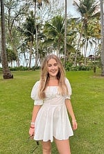Ukrainian mail order bride Sofiia-mariia from Lviv with blonde hair and green eye color - image 4