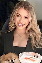 Ukrainian mail order bride Sofiia from Mykolayiv with blonde hair and green eye color - image 3