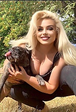 Ukrainian mail order bride Julia from Kryvyi Rih with blonde hair and blue eye color - image 4