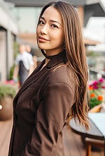Ukrainian mail order bride Simona from Chicago with brunette hair and brown eye color - image 8