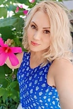 Ukrainian mail order bride Tamara from Los Angeles with blonde hair and brown eye color - image 3