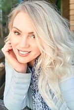 Ukrainian mail order bride Tamara from Los Angeles with blonde hair and brown eye color - image 5