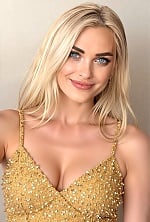 Ukrainian mail order bride Kateryna from Warsaw with blonde hair and blue eye color - image 3