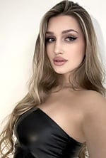 Ukrainian mail order bride Anastasiia from Warsaw with light brown hair and blue eye color - image 2