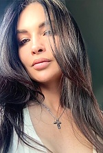 Ukrainian mail order bride Yana from Berlin with brunette hair and green eye color - image 7