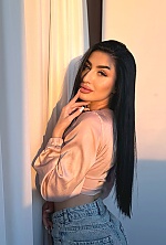 Ukrainian mail order bride Mariia from Kharkiv with black hair and brown eye color - image 4