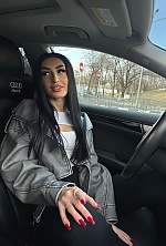 Ukrainian mail order bride Mariia from Kharkiv with black hair and brown eye color - image 6