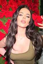 Ukrainian mail order bride Anastasia from London with light brown hair and green eye color - image 9