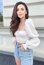 Ukrainian mail order bride Yana from Wroclaw with light brown hair and hazel eye color - image 10