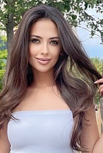 Ukrainian mail order bride Yana from Wroclaw with light brown hair and hazel eye color - image 2