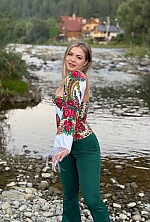 Ukrainian mail order bride Marharyta from Kelowna with blonde hair and brown eye color - image 3