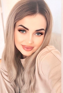 Halina, 39 y.o. from Vienna, Austria