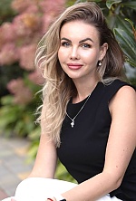 Ukrainian mail order bride Anna from Verona with light brown hair and grey eye color - image 10