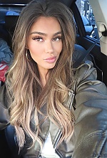 Ukrainian mail order bride Aliane from Frankfurt am Main with light brown hair and brown eye color - image 3
