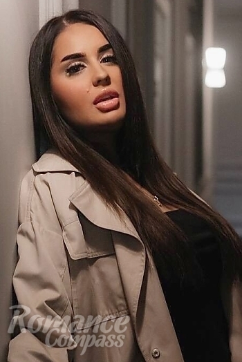 Ukrainian mail order bride Alina from Odesa with light brown hair and green eye color - image 1