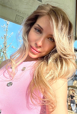 Mariam, 27 y.o. from Chisinau, Moldova