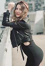 Ukrainian mail order bride Olha from Cologne with light brown hair and brown eye color - image 2